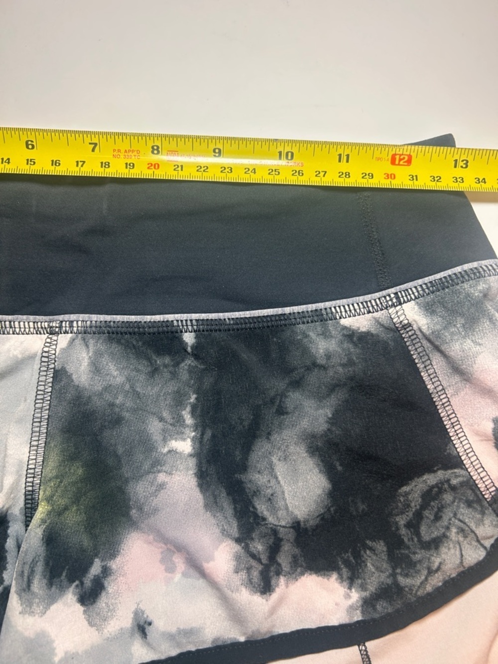 LULULEMON SPEED UP Womens 2 Citron Tinted Canvas Lined Athletic Running Shorts - Picture 13 of 15